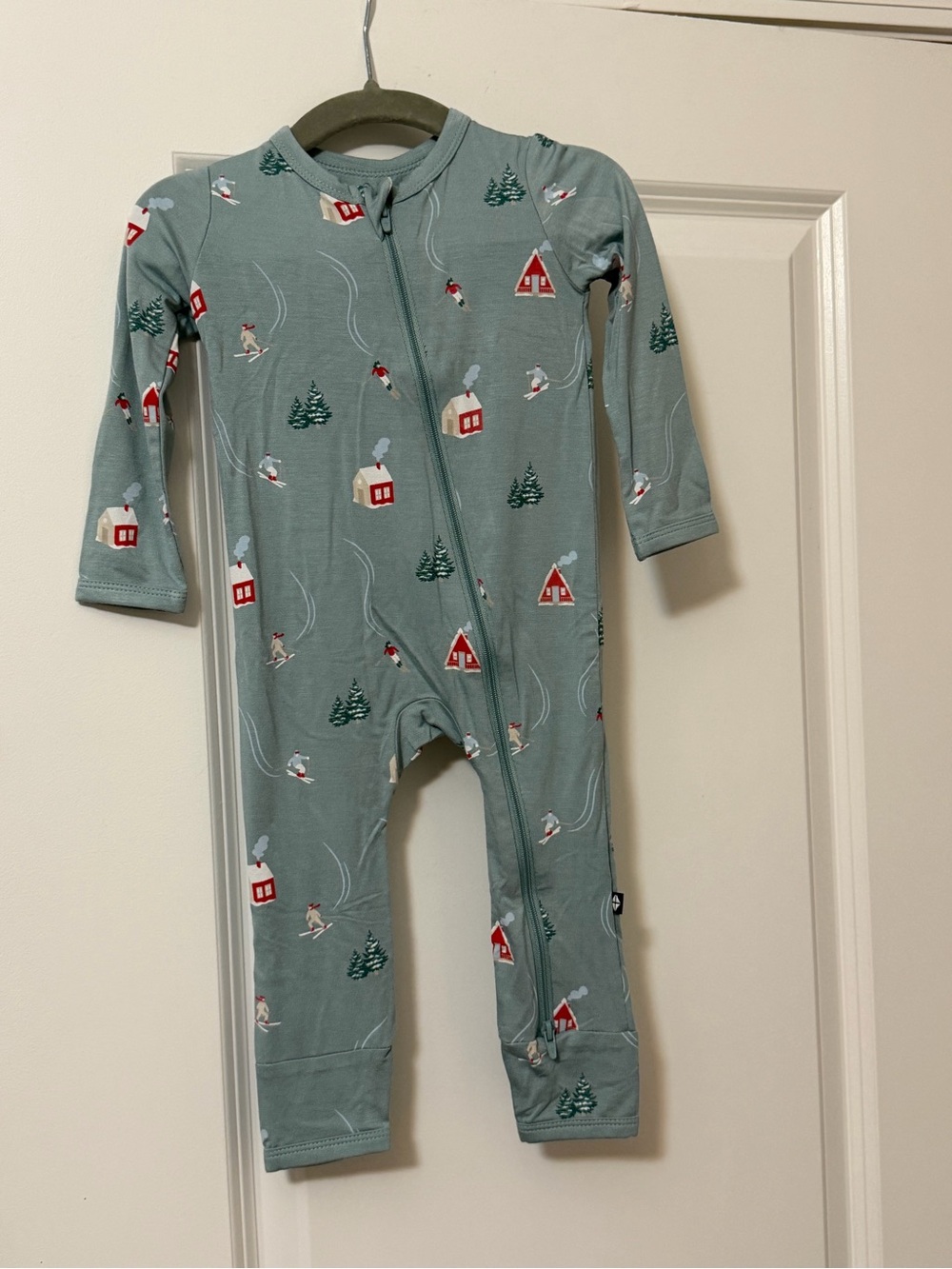 Kyte BABY Sage Green Zippered One-Piece Pajama with Ski Cabin Print